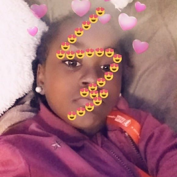 Meet your Posher, Promise - Picture 1 of 1